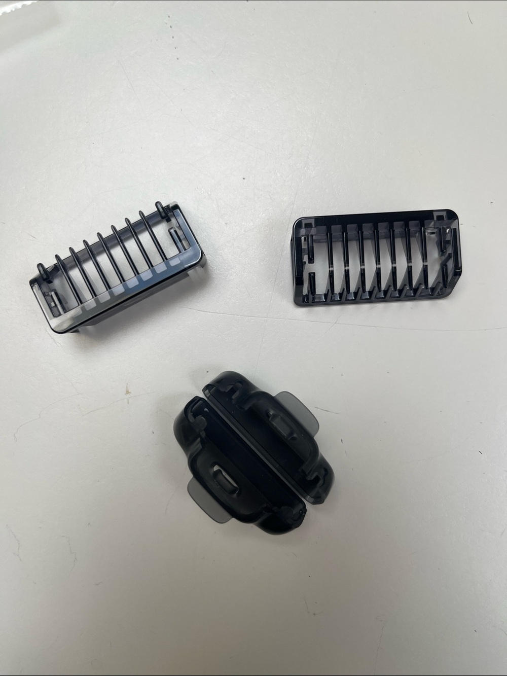 Norelco One Blade Trimmer cap and Guards. NWOT